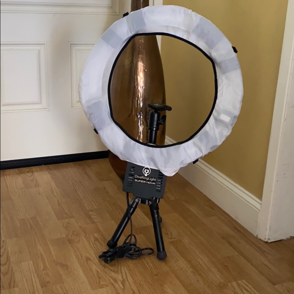 Diva Ring Light - image 1